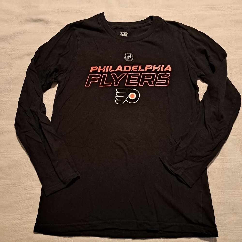 Philadelphia Flyers boys size large or 14/16 long sleeved black shirt